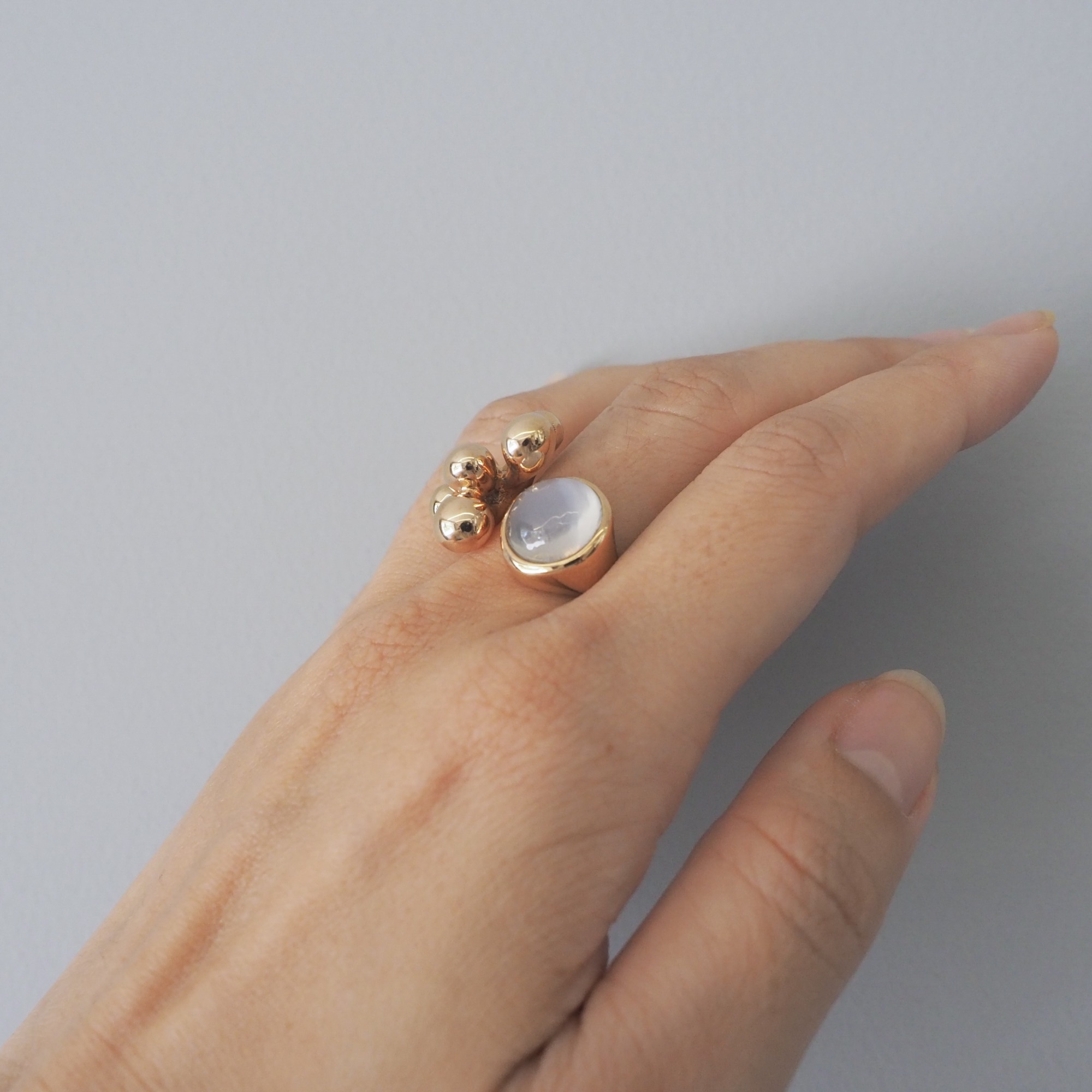 MONICA CASTIGLIONI AP-PISTILLI-25 / Bronze, Moonstone