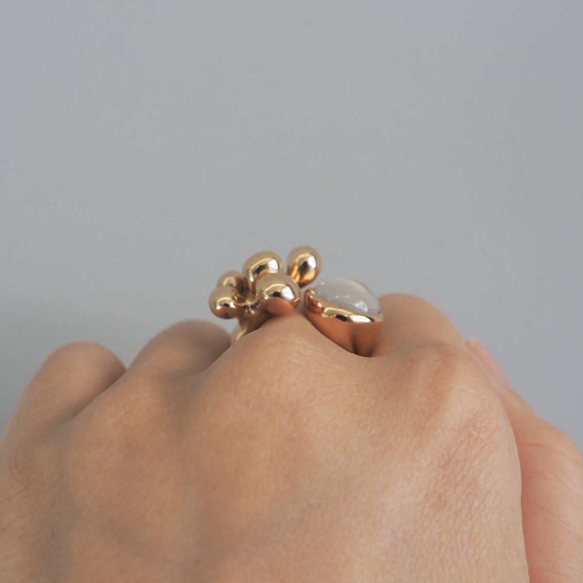 MONICA CASTIGLIONI AP-PISTILLI-25 / Bronze, Moonstone