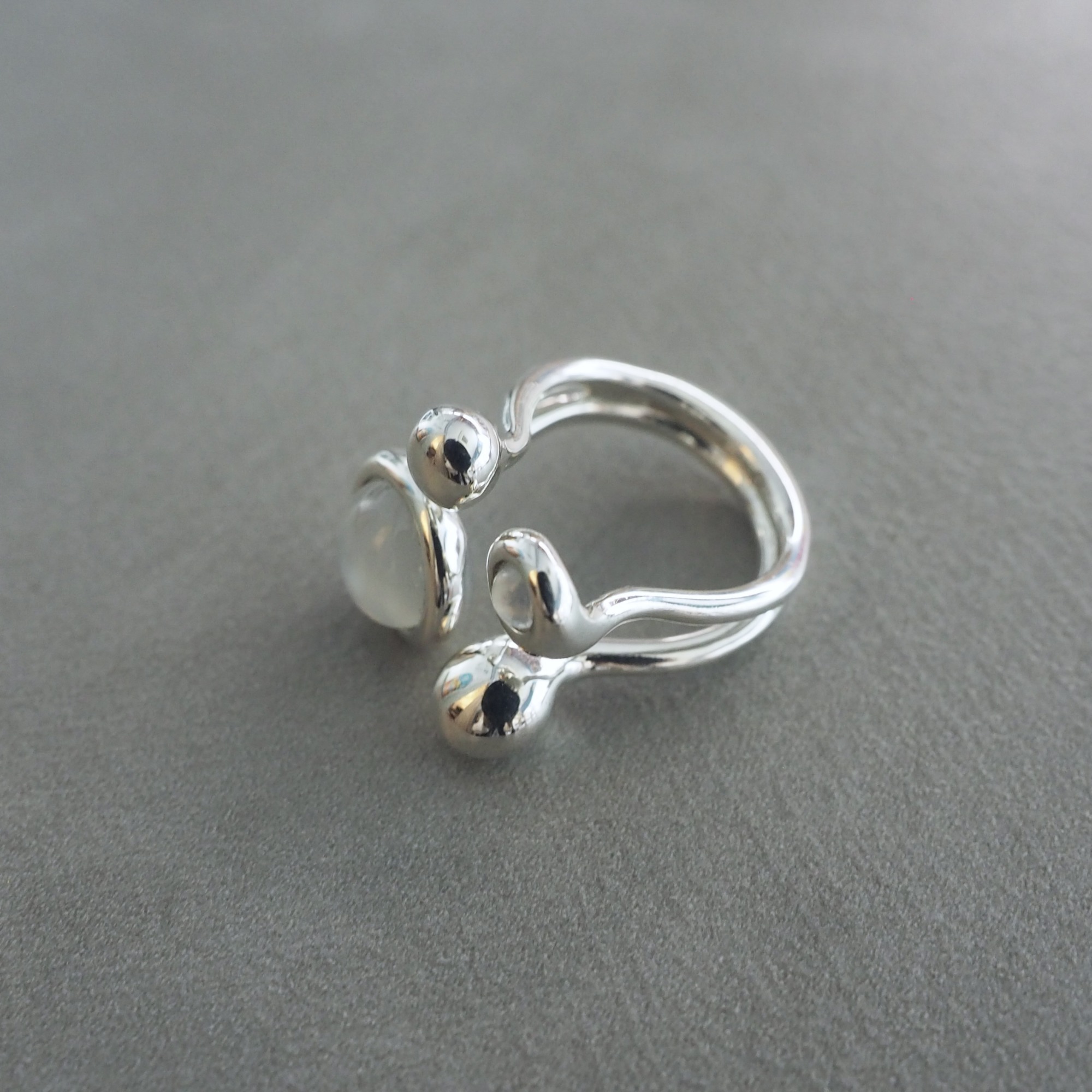 MONICA CASTIGLIONI AP-PISTILLI-04A / Silver, Moonstone