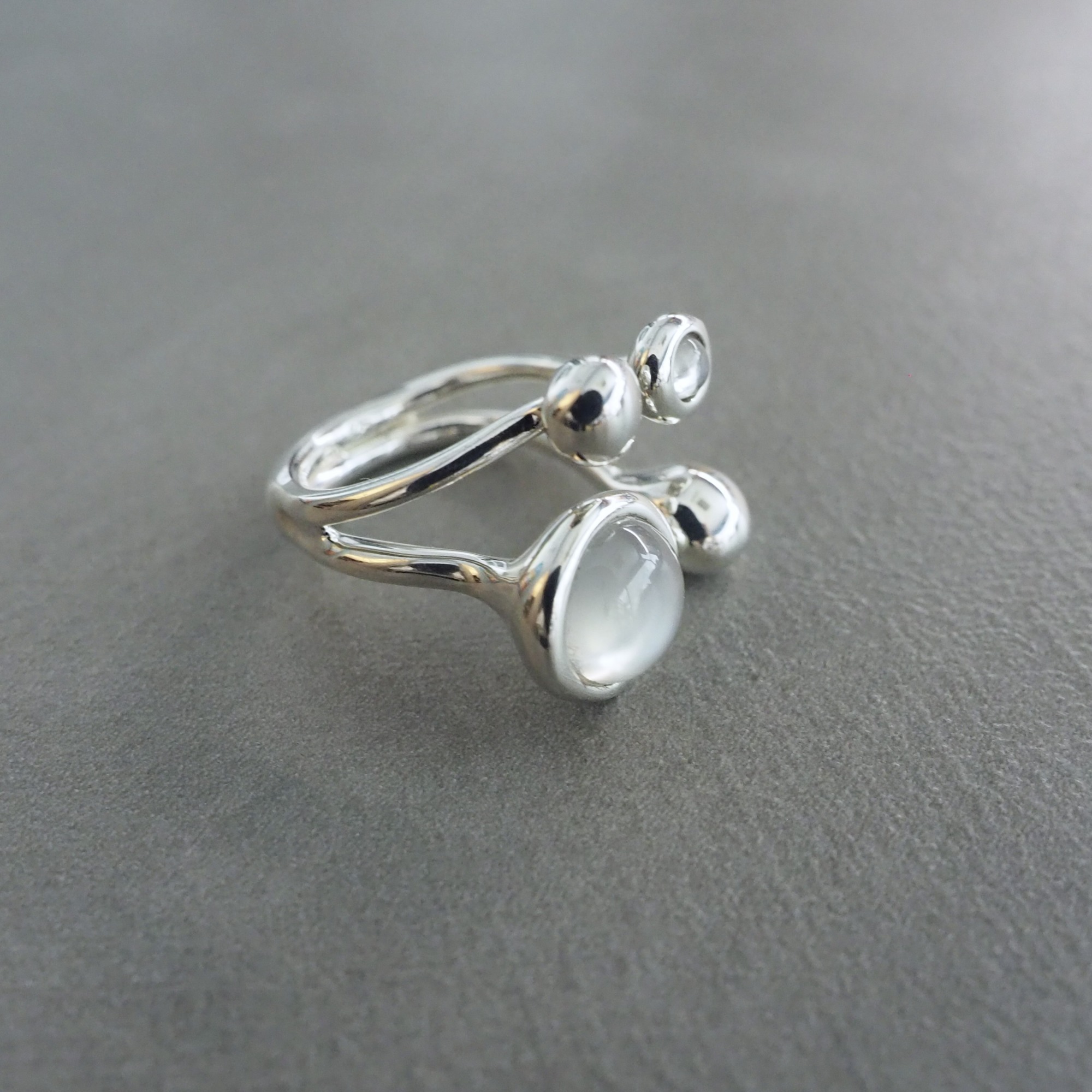 MONICA CASTIGLIONI AP-PISTILLI-04A / Silver, Moonstone