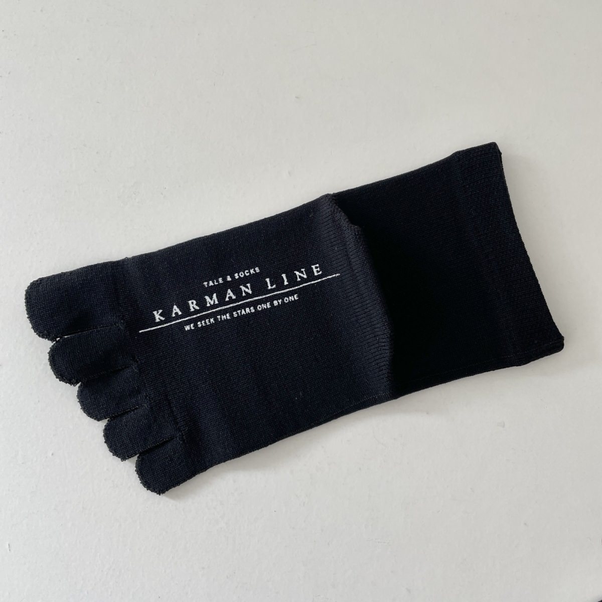 KARMAN LINE URANUS / Socks / Black / 23-25cm