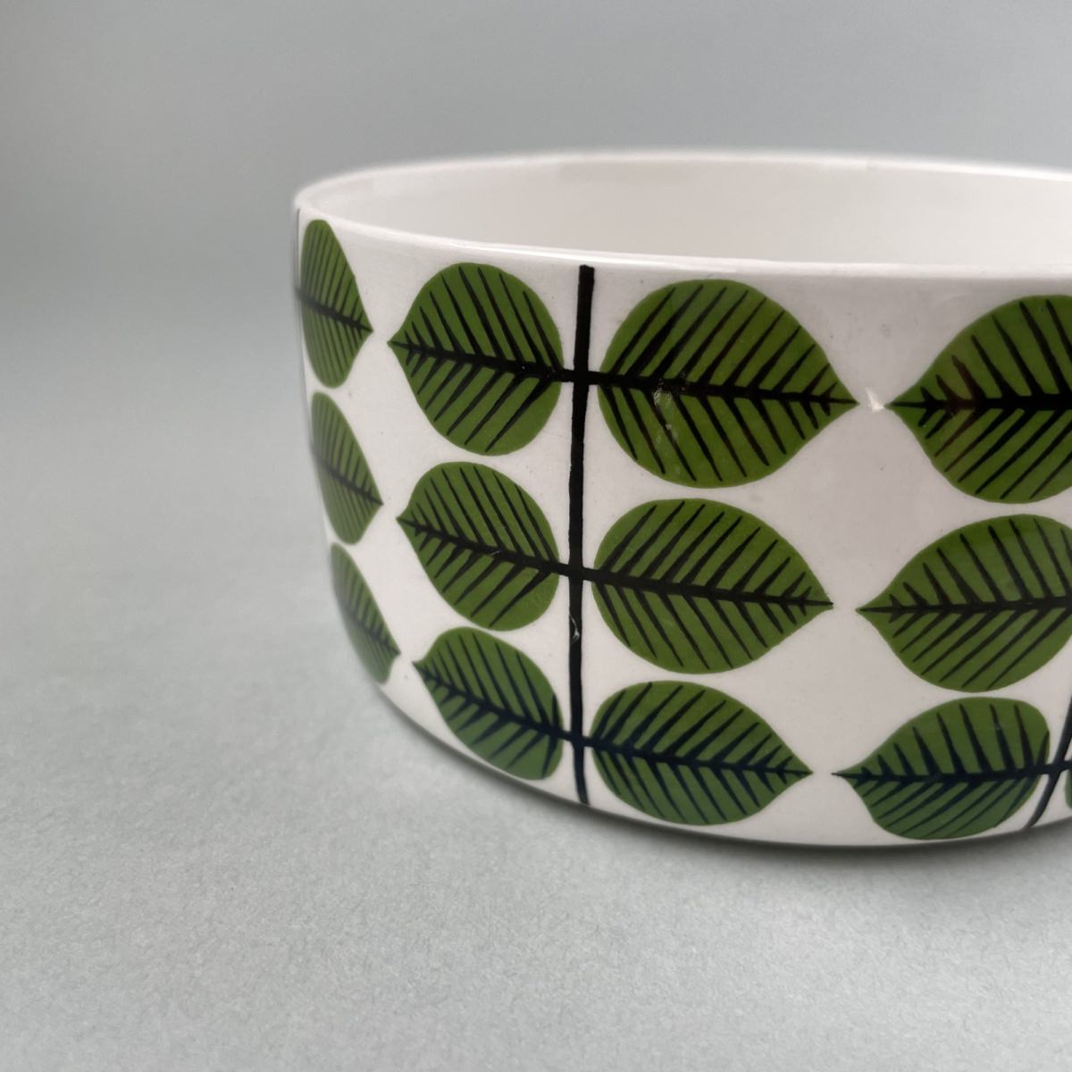 OthersGUSTAVSBERG Stig Lindberg / Bohus Bersa Vintage Ceramic Bowl & Wooden Lid