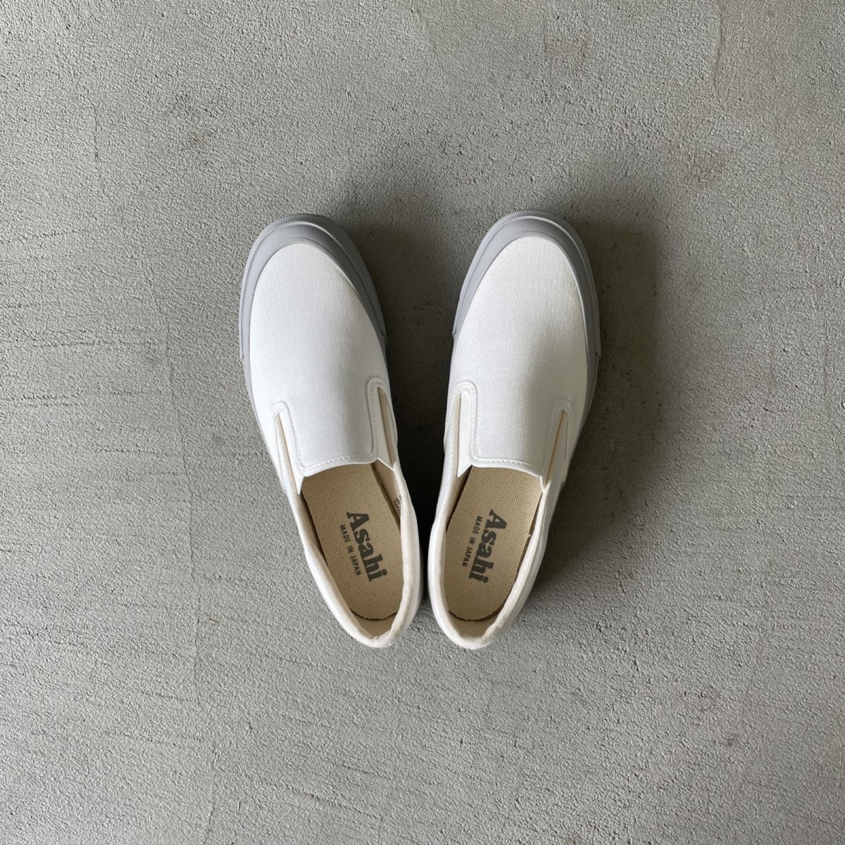 Others DECK SLIP-ON / WHITE / GRAY