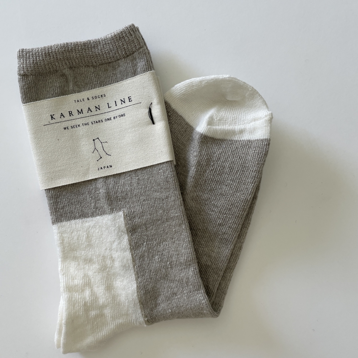 KARMAN LINE GEMINI / Linen socks / Raw & White