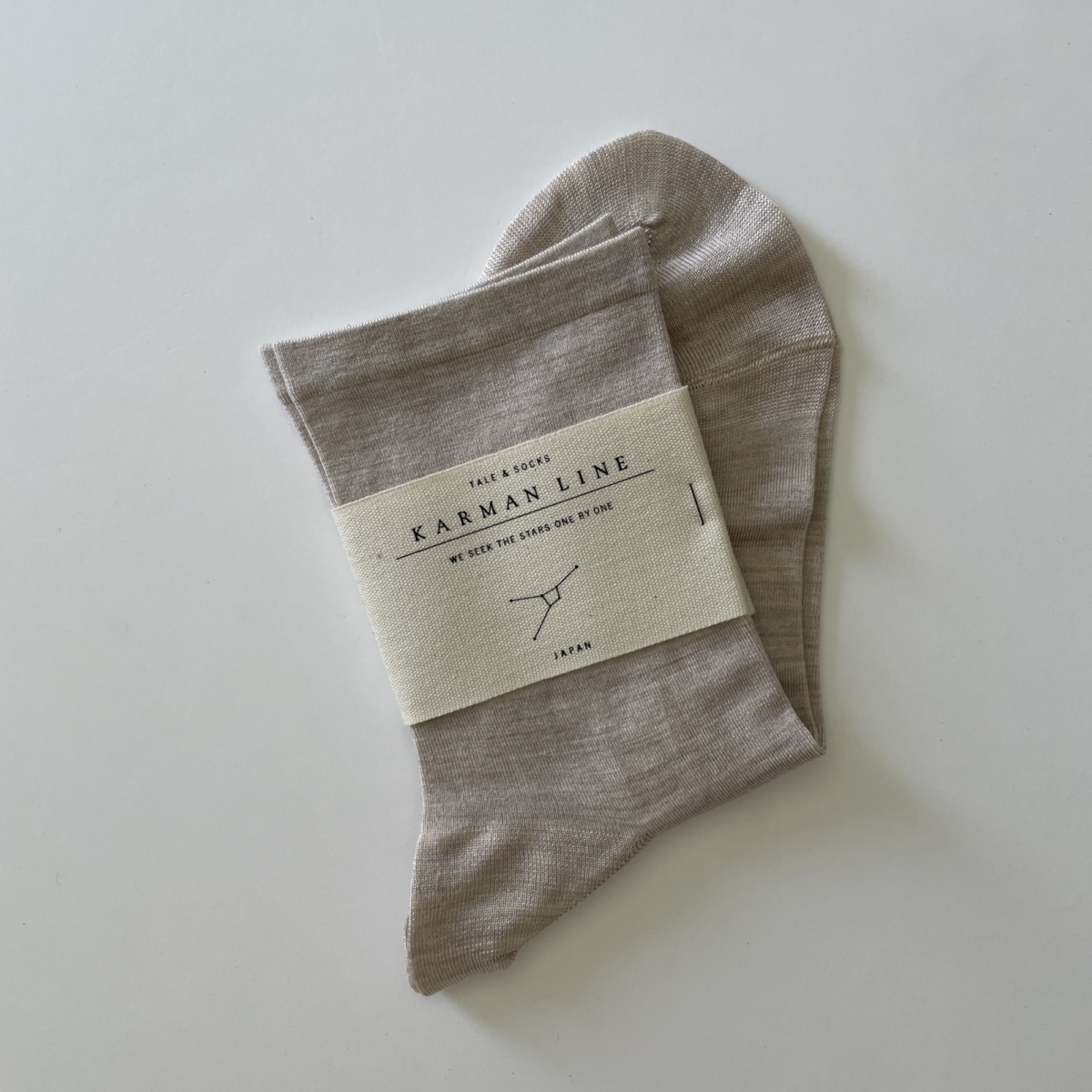 KARMAN LINE CANCER / socks / Ecru