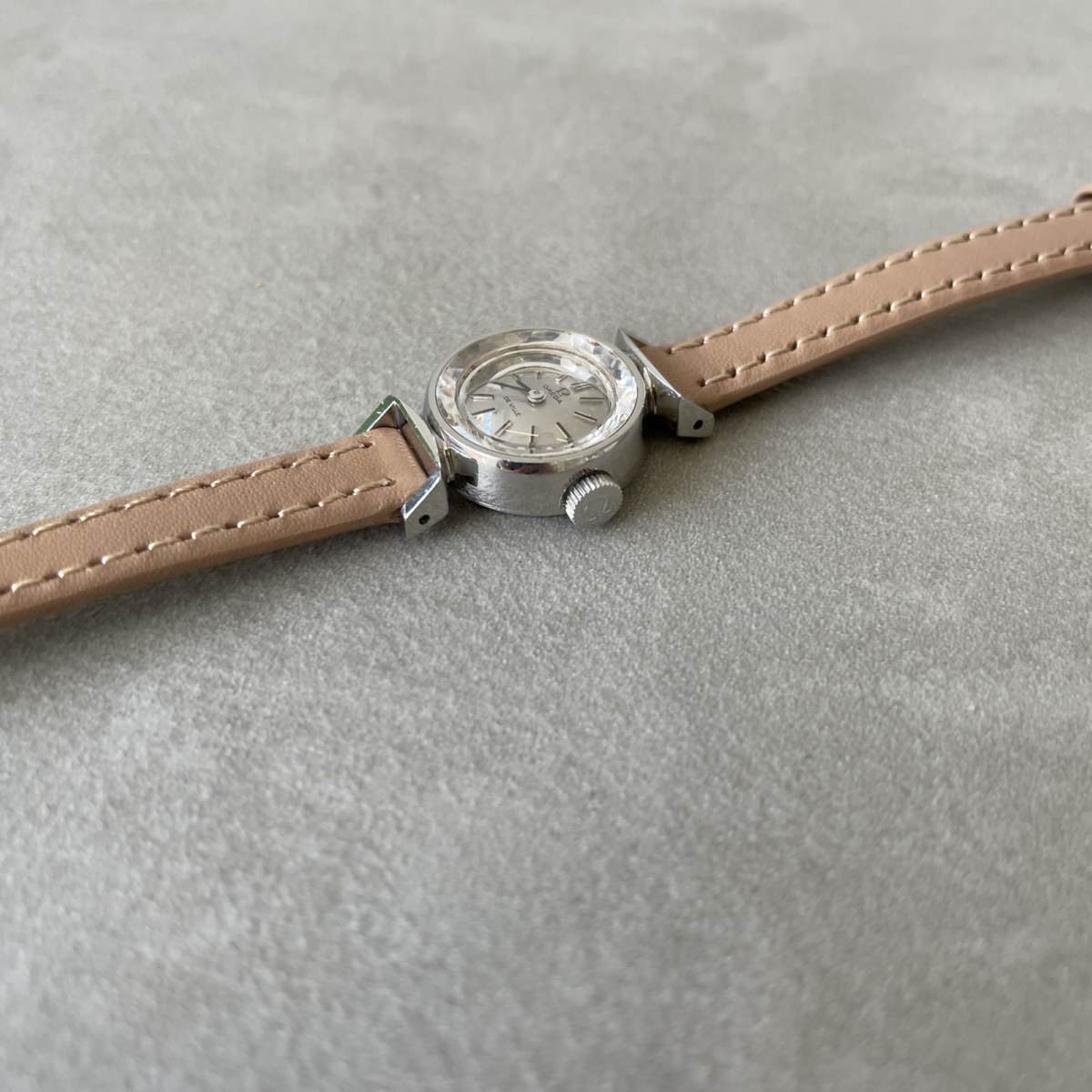 OthersOMEGA 1960s Vintage Watch