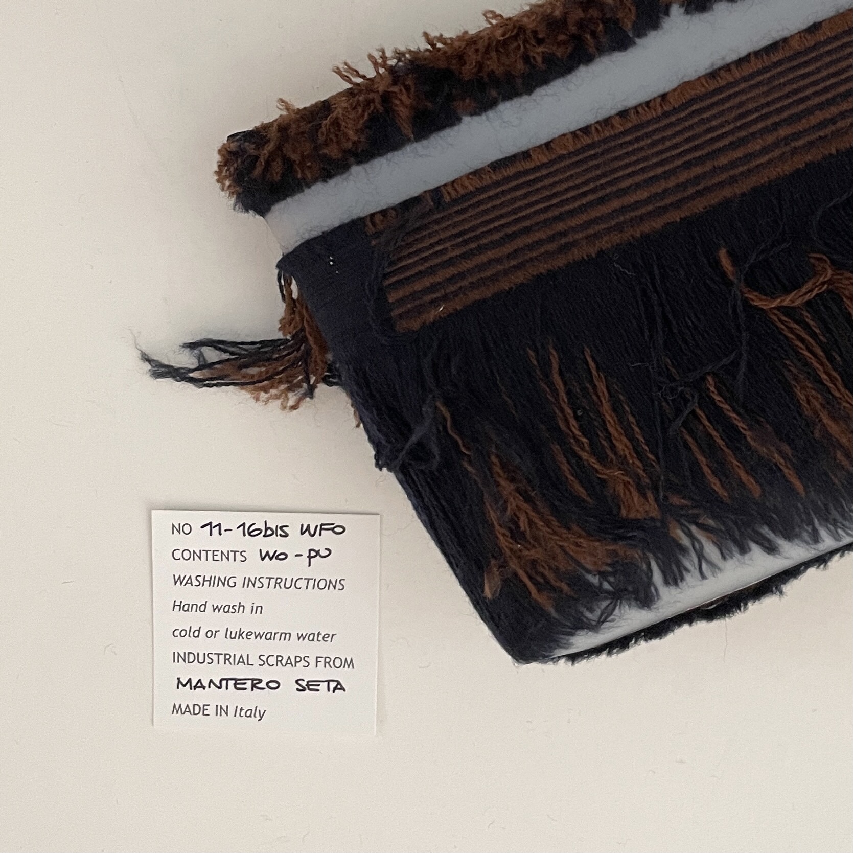 LUISA CEVESE RIEDIZIONI VERY SMALL COSMETIC BAG / WOOL FRINGES / BLUE×RUSTY