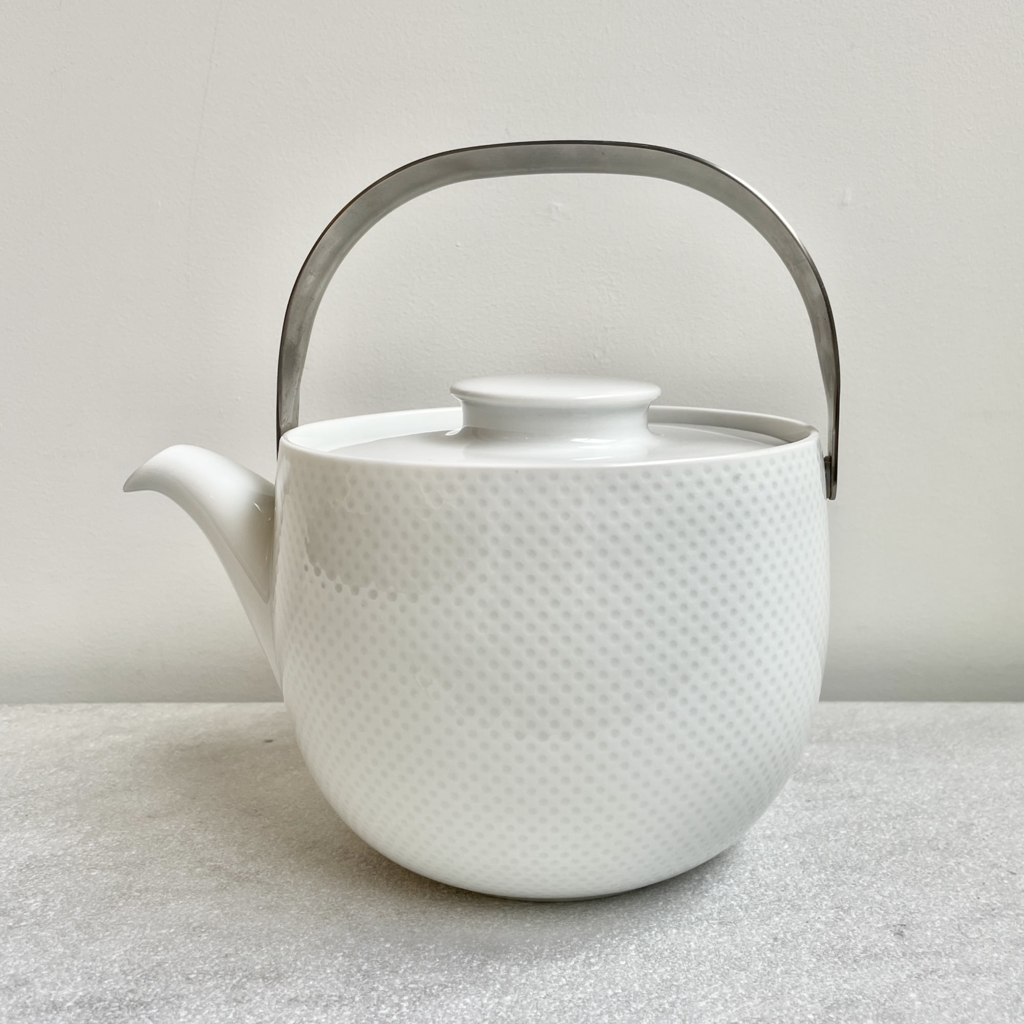 Tapio Wirkkala / Teapot | Blog | VELVET THE SHOWROOM