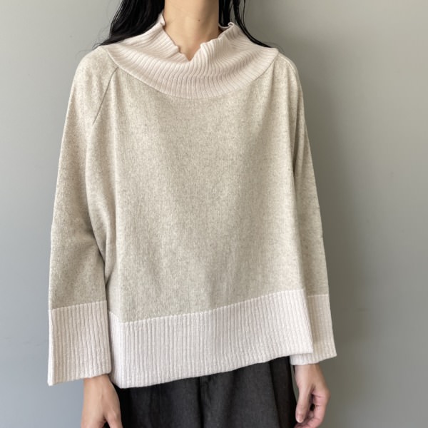 QUATTROPIU ＜SALE＞  YOKO U / Sweater / Beige