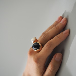 MONICA CASTIGLIONI PU  / Bronze / Onyx, Pearl