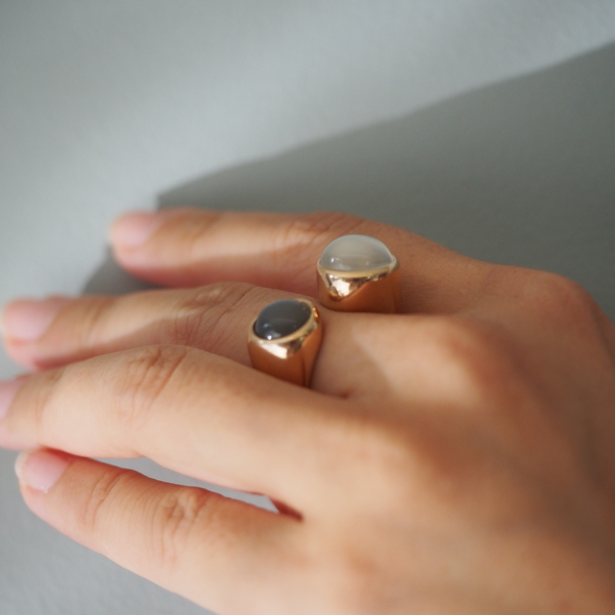 MONICA CASTIGLIONI AP-CABO MEDI-07 / Bronze, Moonstone,Graymoonstone