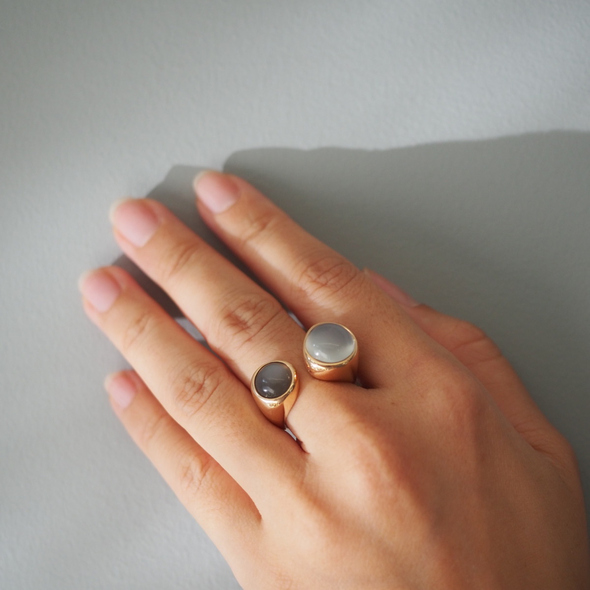 MONICA CASTIGLIONI AP-CABO MEDI-07 / Bronze, Moonstone,Graymoonstone