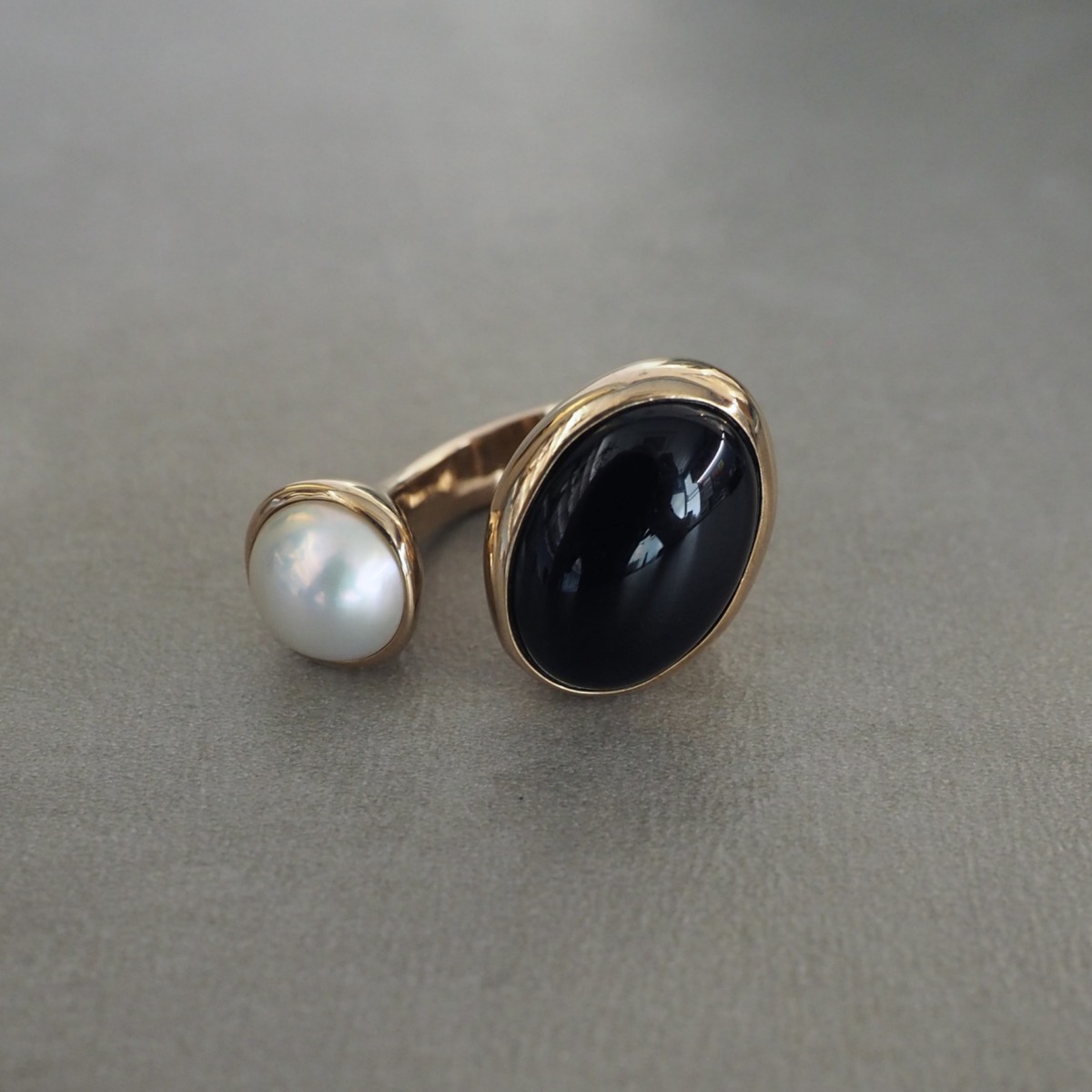 MONICA CASTIGLIONI PU  / Bronze / Onyx, Pearl
