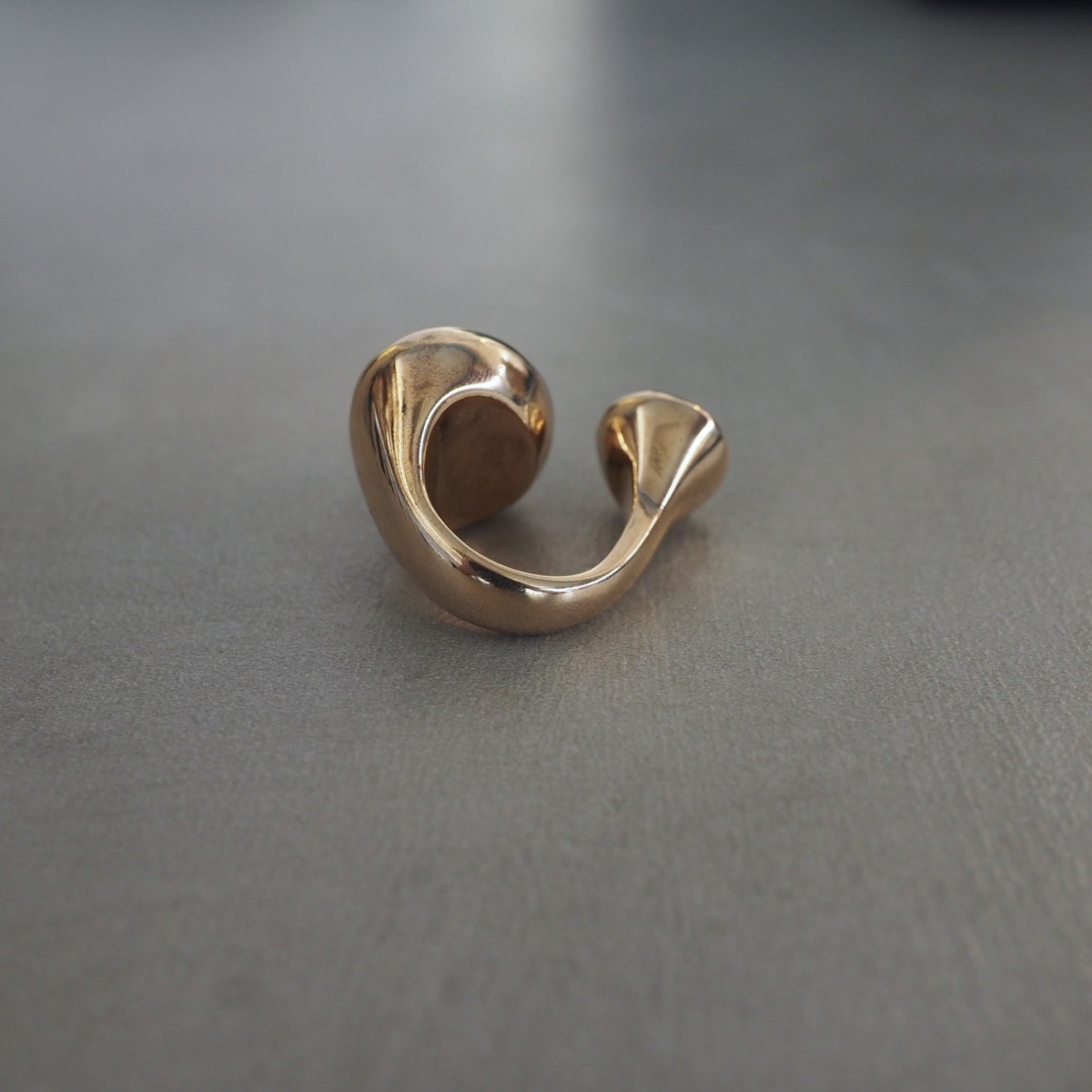 MONICA CASTIGLIONI PU  / Bronze / Onyx, Pearl