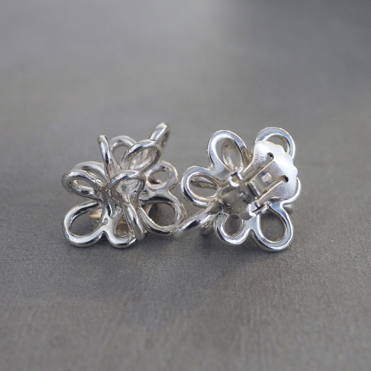 MONICA CASTIGLIONI O-FOGLIE-03 / Earrings /  Silver