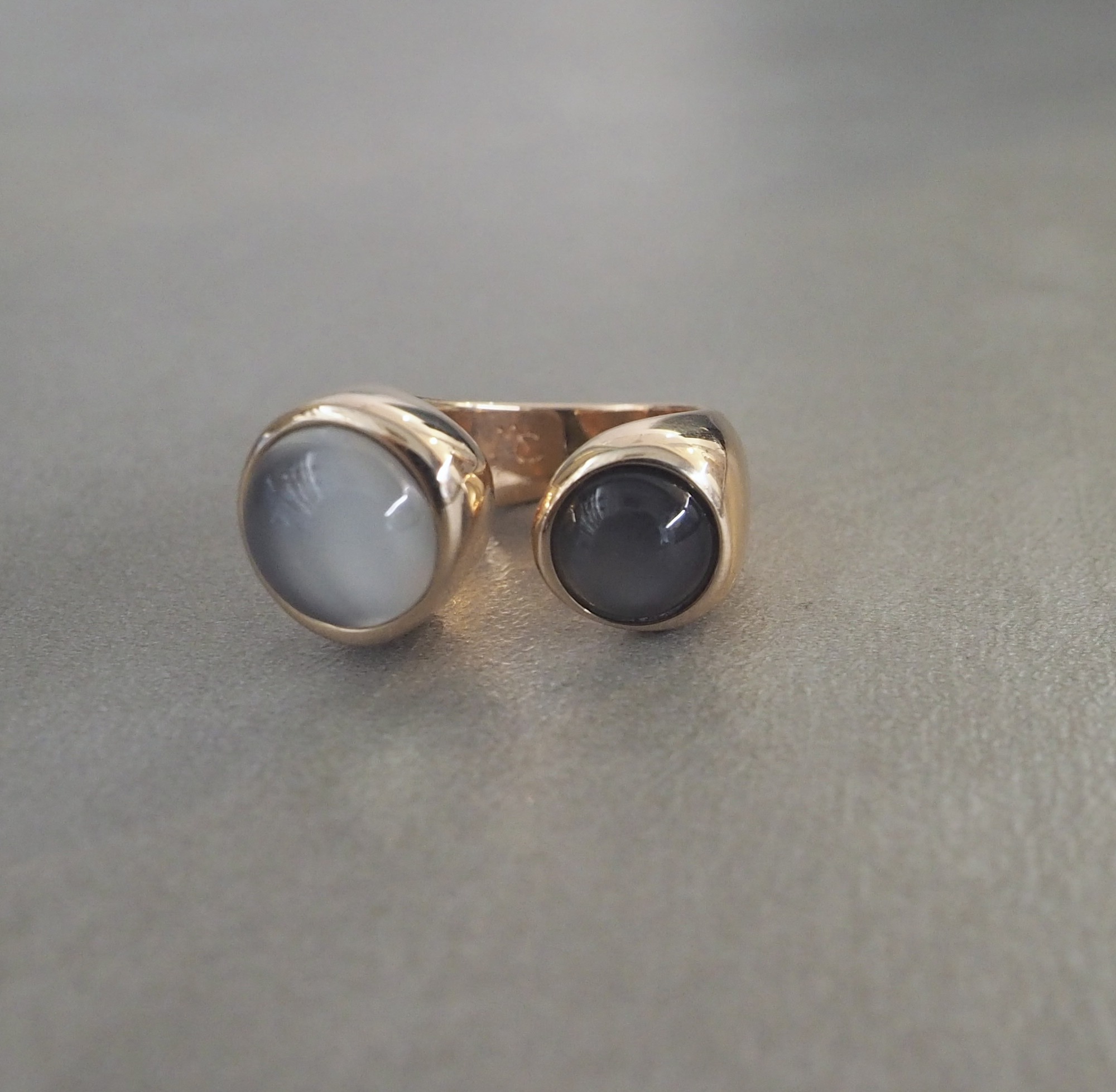 MONICA CASTIGLIONI AP-CABO MEDI-07 / Bronze, Moonstone,Graymoonstone